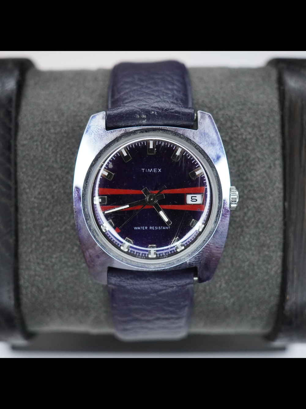 1973 Vintage Timex Mens Manual Wind Date Watch Blue Dial Red Stripe
